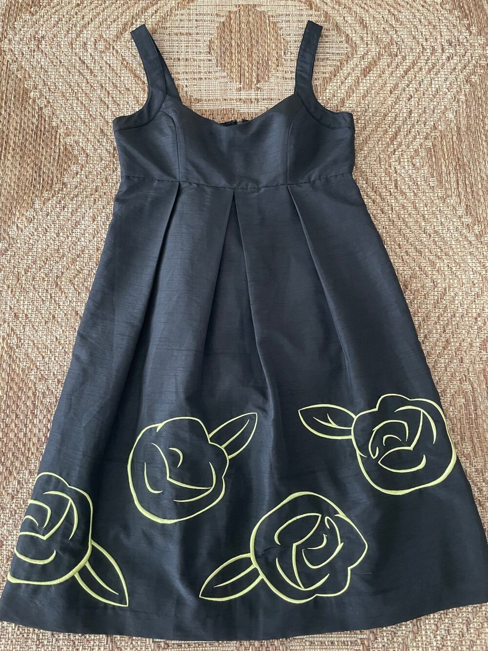 B.Moss Black Strappy Dress with Chartreuse Floral Detail SZ 4 Empire Waist